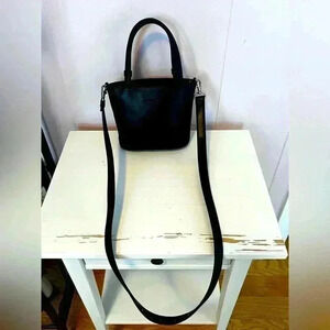 Super cute Liz Claiborne Mini Tote Crossbody, Black Leather